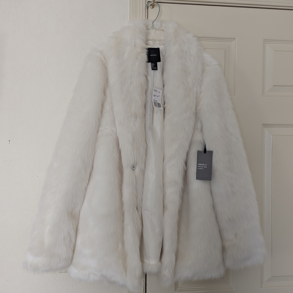 Forever21 White Faux Fur Coat Fluffy Size Large Oversized